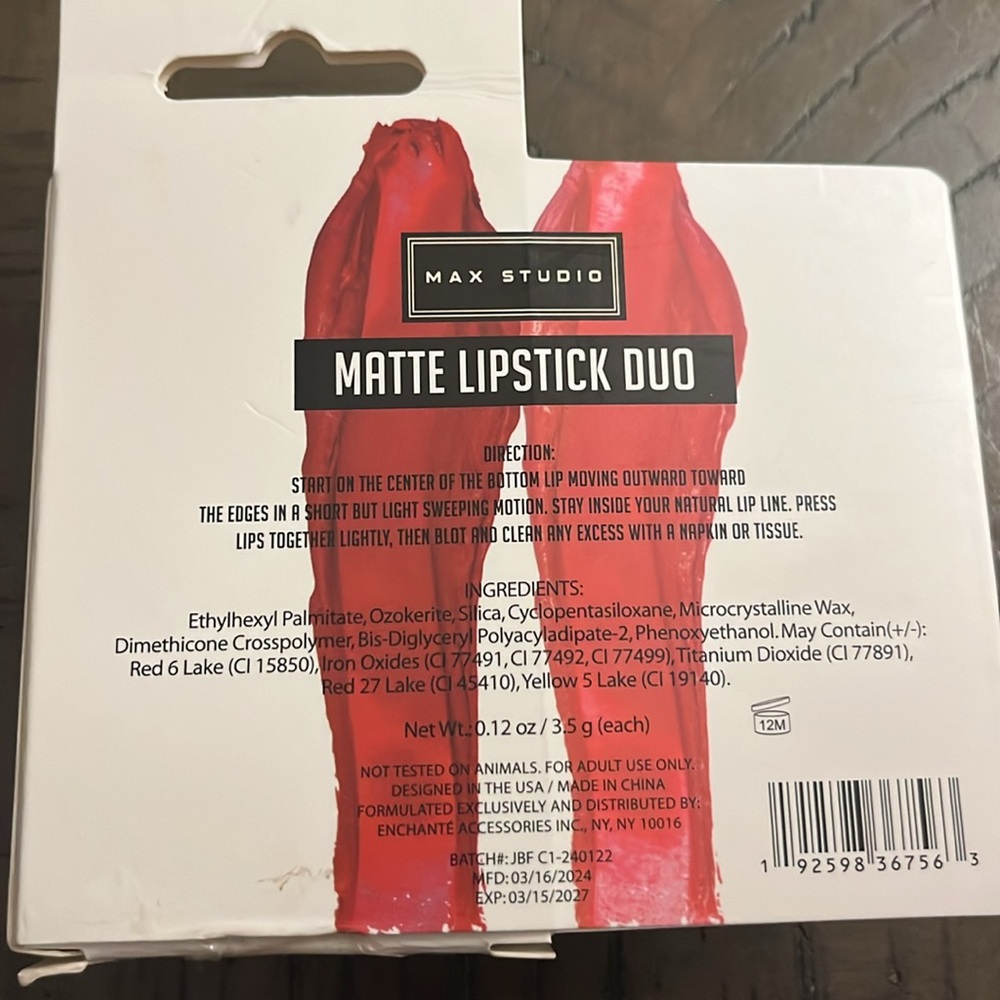 Max Studio matte lipstick duo NIB‎ 2 shades. Crimson & Peony - Picture 2 of 2